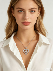 To My Mom - Timeless Elegance Pendant Necklace