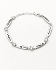 To My Grandma Everyday Love Nameplate Chain Bracelet